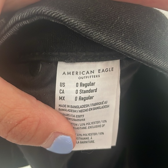 Bundle of Two American Eagle Curvy High-Rise Mini Denim Skirts, Size 0 Regular - Picture 7 of 9